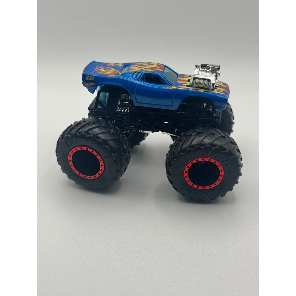 Mattel Hot Wheels‎ Monster Trucks Crash Legends 2021 Rodger Dodger Blue Flames